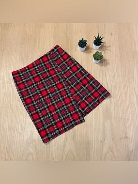 Massimo Fabbro Italy Red Plaid Skirt / Faux Kilt in size Medium